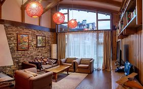 Villa Bansko Alfa в Пирин Гольф&Кантри Клуб